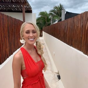 Meet your Posher, Lindsey